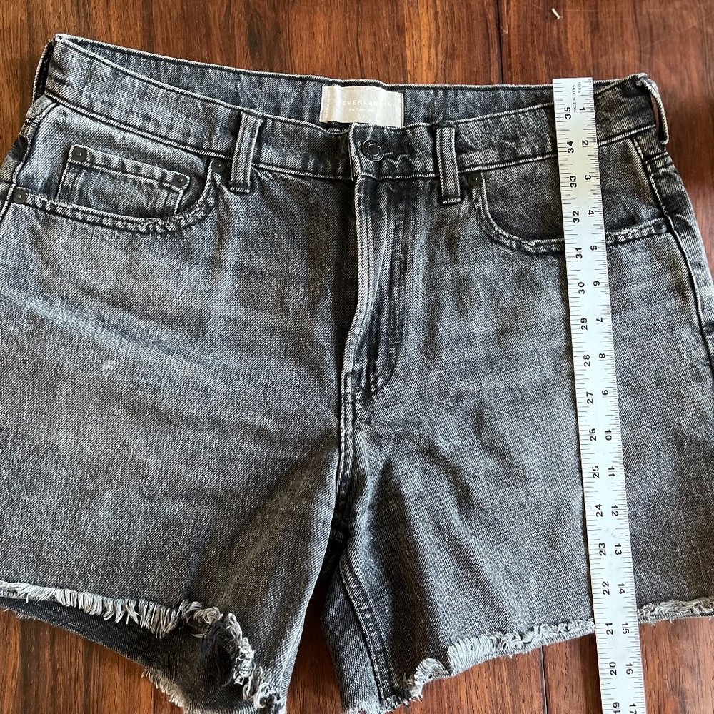 Everlane- The Denim Short Size 29